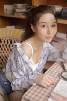 趁兄弟不在欺负他女朋友韩剧