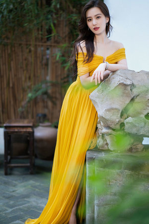 她的紧致包裹他的昂首小说免费阅读