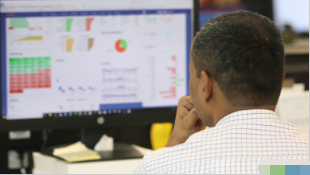 由ICICI Bank SBI領(lǐng)導的Bank Nifty拖累