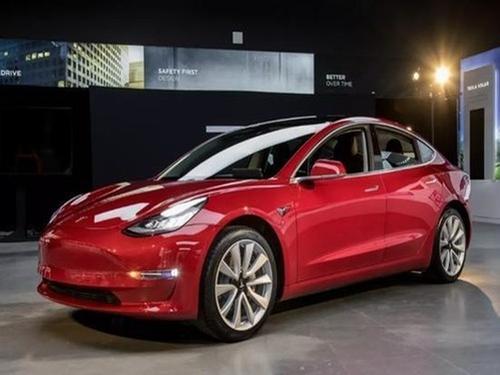 在配置Model 3時(shí)Elon嘗試提供此選項只是時(shí)間問(wèn)題