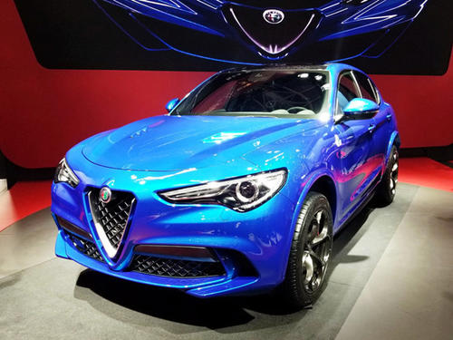  AMG可能會(huì )試圖從阿爾法羅密歐Stelvio QV中刷掉SUV紐博格林的單圈記錄