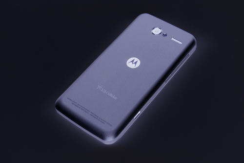 可以通過(guò)Amazon Alexa支持推出Motorola One Zoom智能手機