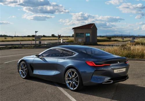 寶馬X2概念車(chē)預覽新款緊湊型轎跑車(chē)SUV