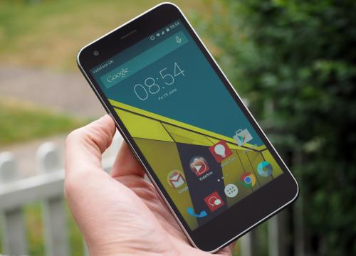 沃達豐用戶(hù)購買(mǎi)手機將獲得900盧比的現金返還