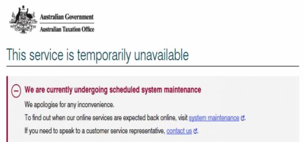 最初由于站點(diǎn)崩潰而使等待電話(huà)預訂的人們感到失望