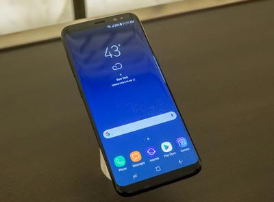 三星對此款手機的熱烈反應在1周內預訂了80000張