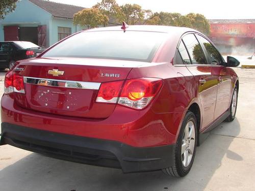 外觀(guān)煥然一新的Holden Cruze登陸澳大利亞帶來(lái)了更新的款式