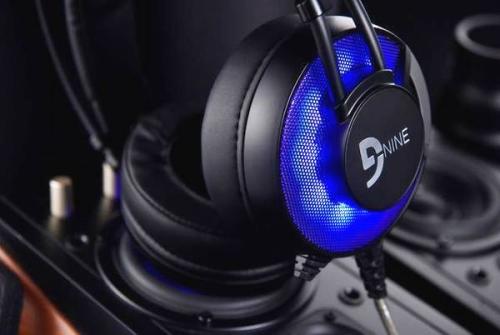 如果您喜歡音樂(lè )那么這5款酷炫的耳機可以成為您的選擇