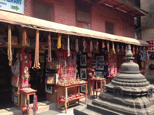 三星嘉年華特賣(mài)價(jià)值15900盧比的手機最高提供15,000盧比