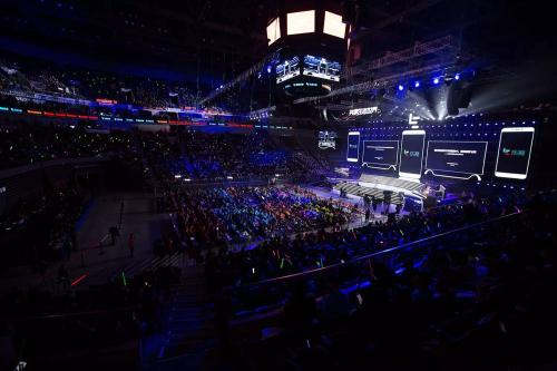 LeEco超級銷(xiāo)售開(kāi)始Rs 12000智能手機受益11110盧比