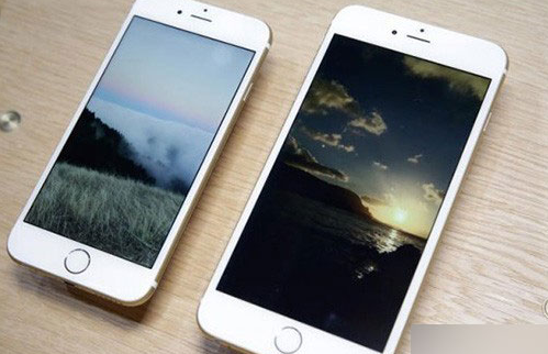 科普將iOS8的Dock欄修改為OS X Yosemite風(fēng)格及iPhone屏幕周?chē)鸀槭裁磿?huì )有黑邊