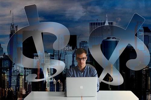 將經(jīng)濟學(xué)描述為某些采用云的客戶(hù)的主要驅動(dòng)力