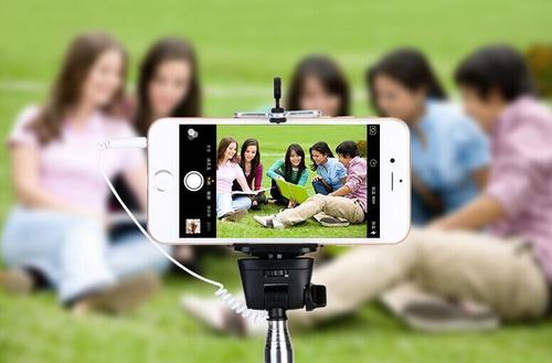 5兆像素自拍照相手機售價(jià)低于5,000盧比