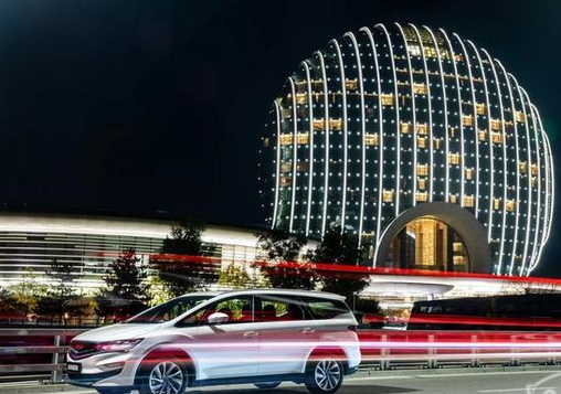 評測寶馬2系GC怎么樣及吉利嘉際多少錢(qián)