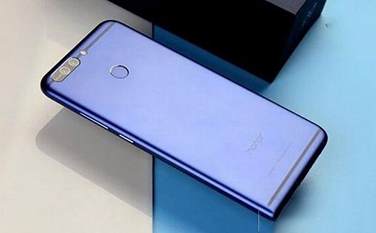 評測三星S8 Plus內存怎么樣怎么樣及華為榮耀8 pro多少錢(qián)