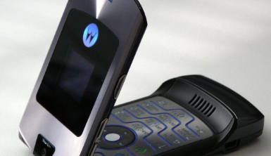 可折疊屏幕RAZR重新啟動(dòng)機會(huì )難得