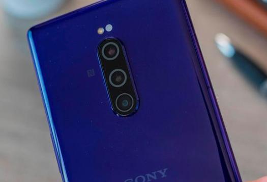 索尼可能會(huì )在即將到來(lái)的Xperia手機上引入切出式相機