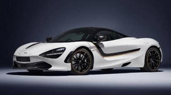 邁凱輪720S被一輛可滑動(dòng)的小卡車(chē)撞得屁滾屁滾的