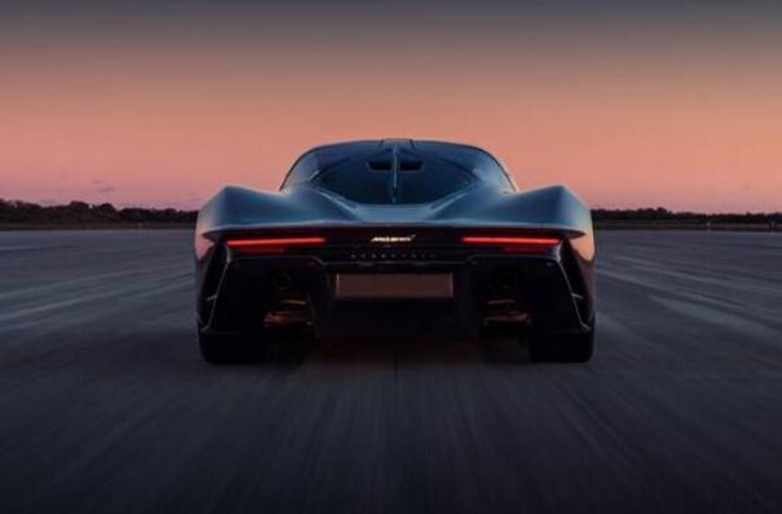 邁凱輪的Speedtail在測試期間達到250mph標志著(zhù)其開(kāi)發(fā)階段的結束