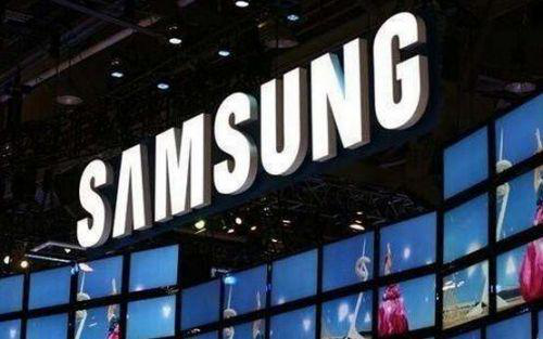 Buzzy NEON初創(chuàng )公司打造出類(lèi)似于銀行家 時(shí)裝模特的人造人