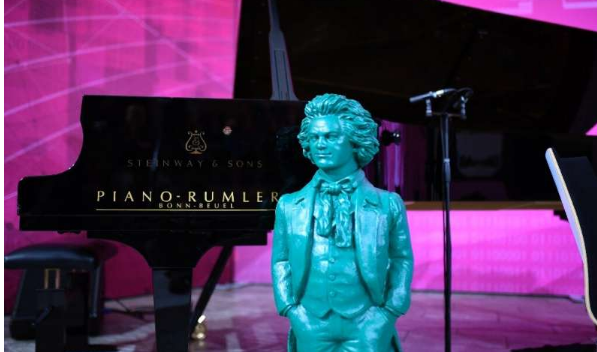 人工智能在貝多芬第十交響曲上發(fā)表了最后的筆記