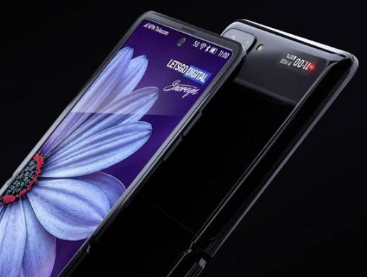 泄漏的Galaxy Z照片暗示正在開(kāi)發(fā)三折手機