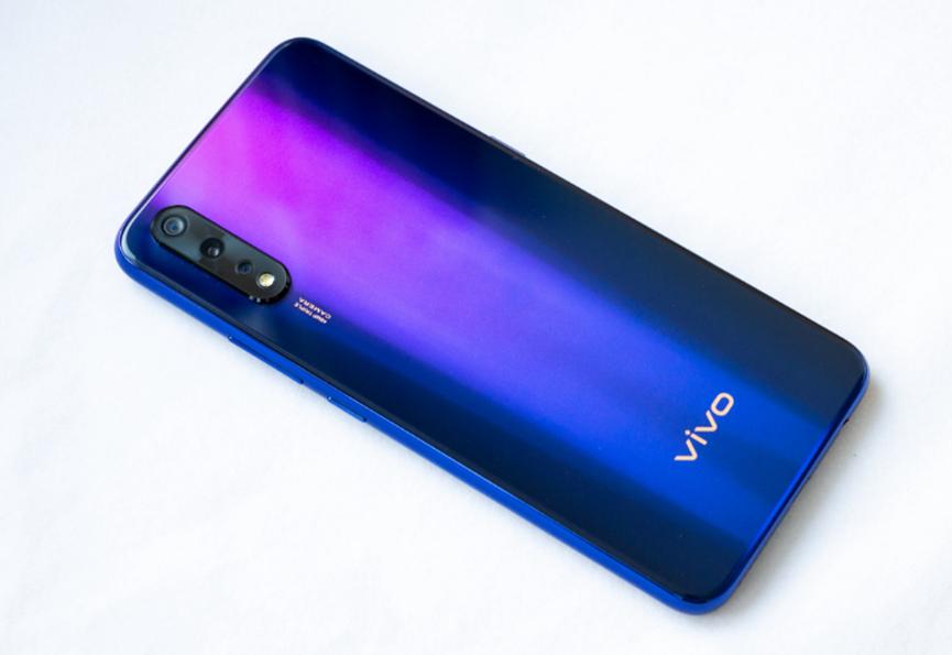 評測黑鯊游戲手機2 Pr怎么樣以及vivo Z5如何