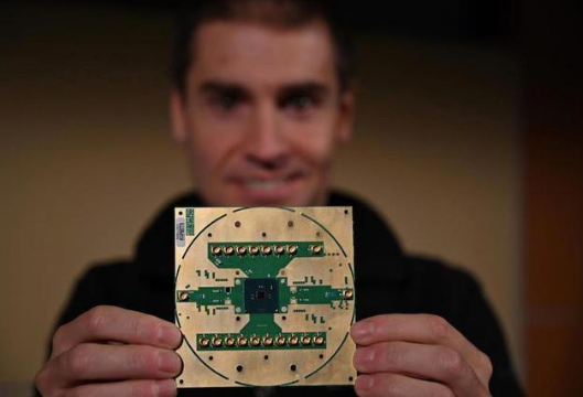 量子實(shí)驗探索光在通信與計算中的作用