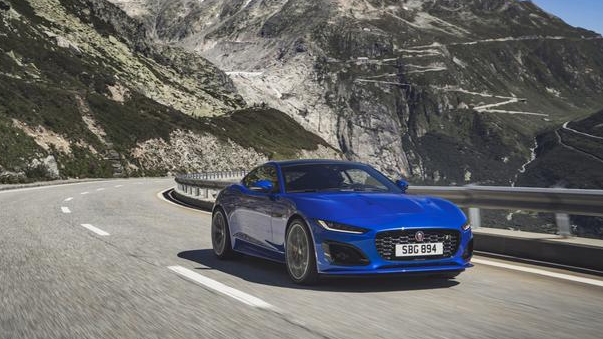 時(shí)尚的改款為Jaguar F-Type帶來(lái)了2020年更鮮明的外觀(guān)