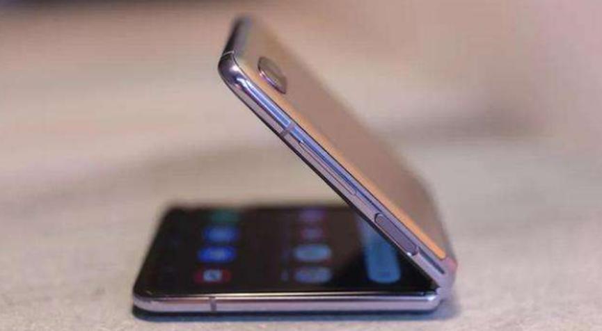 三星表示用戶(hù)體驗驅動(dòng)可折疊手機