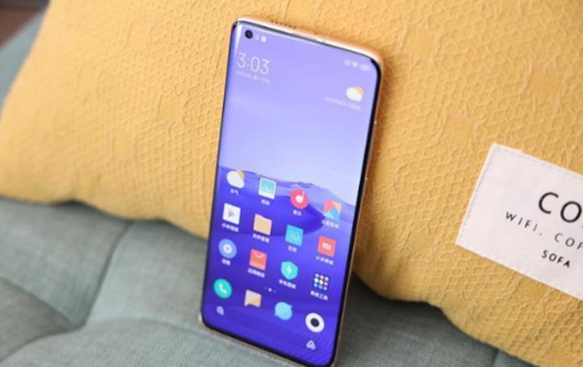 小米在一分鐘內售出了價(jià)值2億元的小米10