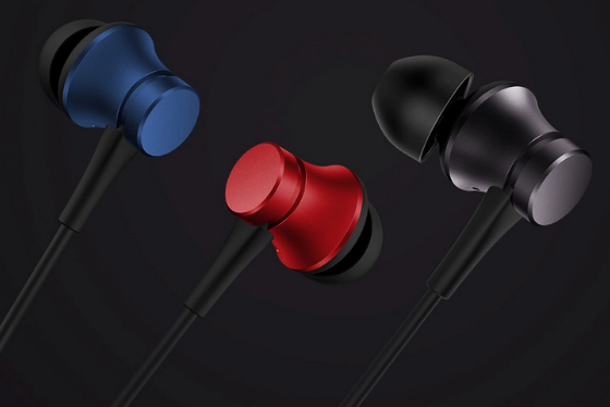 小米挑逗2月25日在印度推出的新款有線(xiàn)耳機