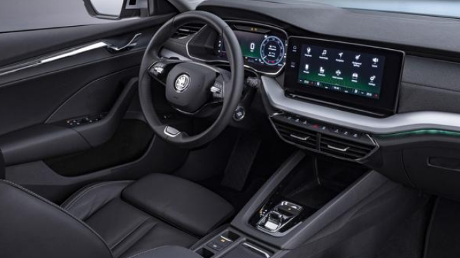 全新2020年的斯柯達明銳發(fā)布了混合動(dòng)力和高科技新機艙