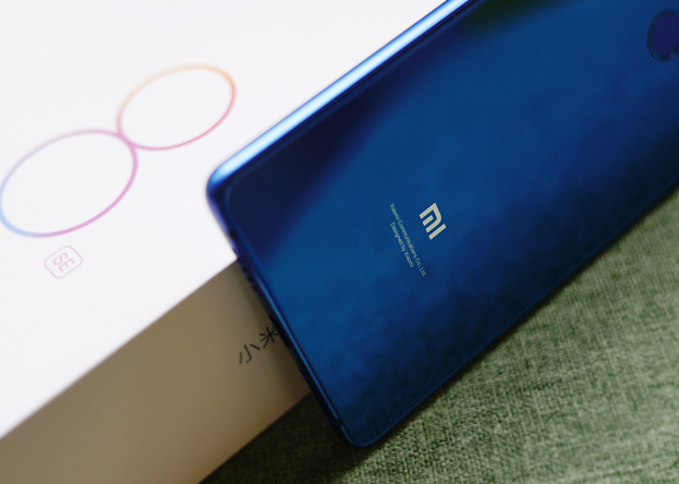 評測小米8 SE怎么樣 相機難以捕捉卻是真的好看