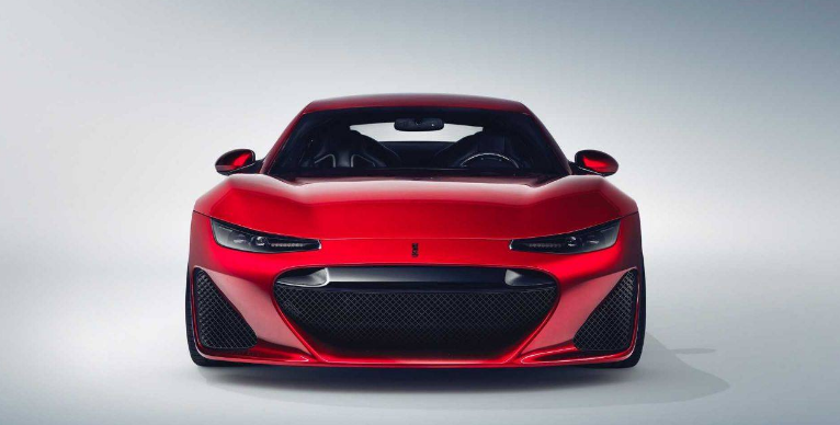 Drako GTE電動(dòng)超級跑車(chē)與前蘭博基尼試車(chē)手發(fā)生沖突