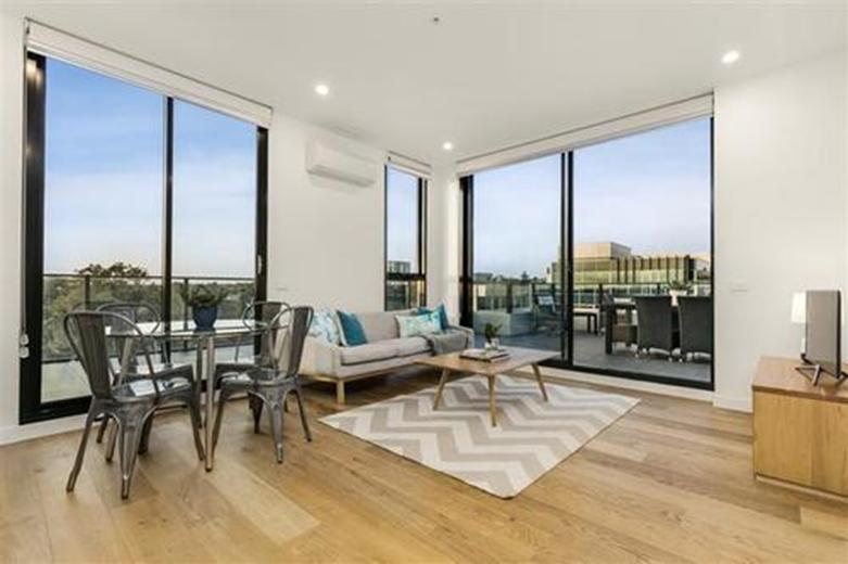 Bend Of Islands生態(tài)鄉村風(fēng)格的泥磚待售