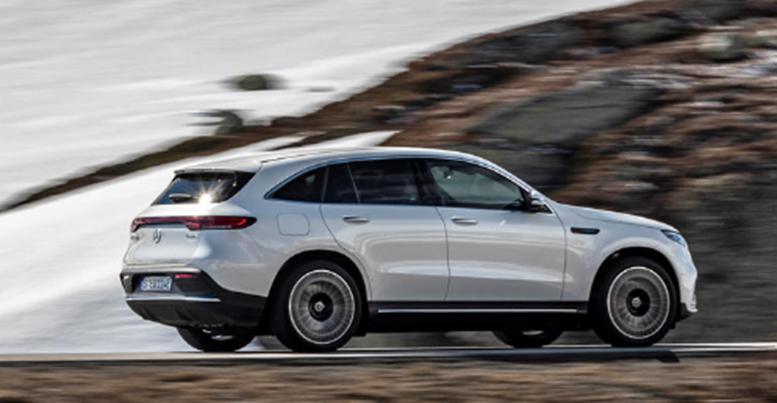 全電動(dòng)梅賽德斯-奔馳EQC在巴黎車(chē)展上首次公開(kāi)亮相