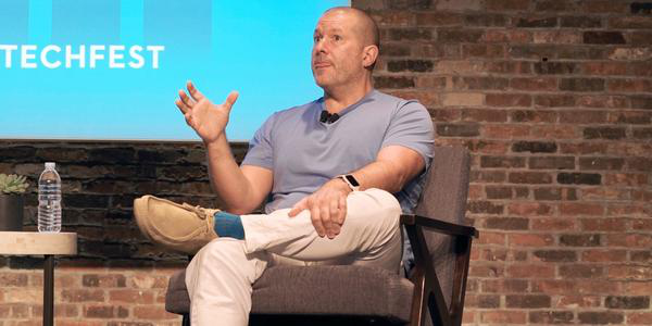 iMacG3設計師Jony Ive離開(kāi)蘋(píng)果創(chuàng )辦了自己的設計公司