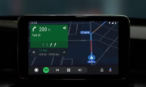 WhatsApp通過(guò)完整的免提消息到達Apple CarPlay