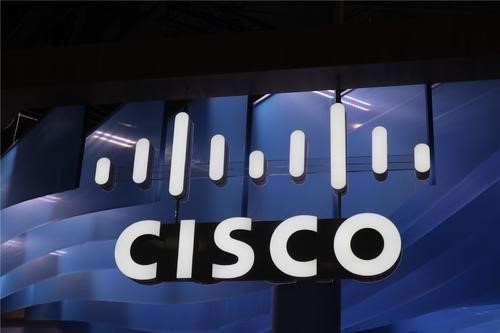思科的目標是在它的多云之旅中扭轉局面