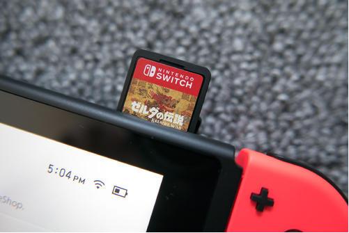 最后一個(gè)任天堂游戲機原型機在拍賣(mài)會(huì )上以36萬(wàn)美元的價(jià)格售出