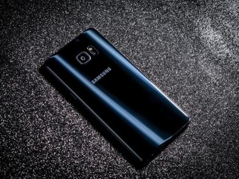 三星為最后一刻的Galaxy Note 7交易建立了機場(chǎng)信息亭