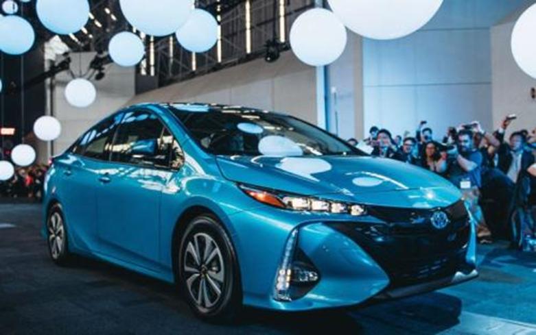 豐田普銳斯Prime增加了蘋(píng)果CarPlay的第5座