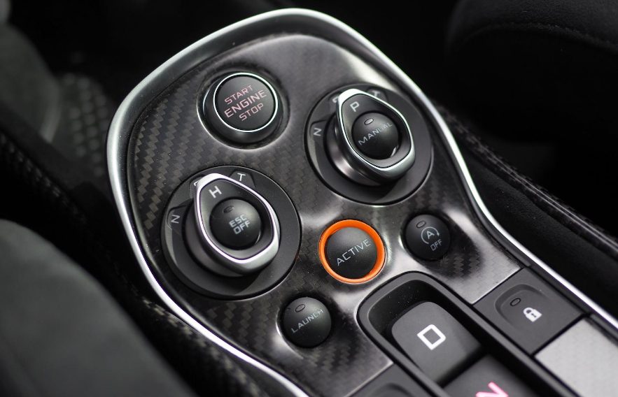 邁凱倫600L更具侵略性且更專(zhuān)注于賽道