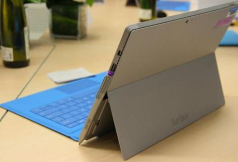 微軟正在調查導致Surface Pro 7隨機關(guān)閉的問(wèn)題