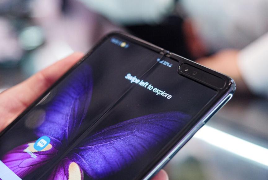 最新的三星Galaxy Fold 2 5G泄漏細節顯示可能的價(jià)格