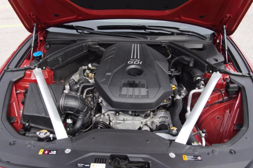 2020年創(chuàng  )世紀G70評測：手動(dòng)變速箱使其更具吸引力