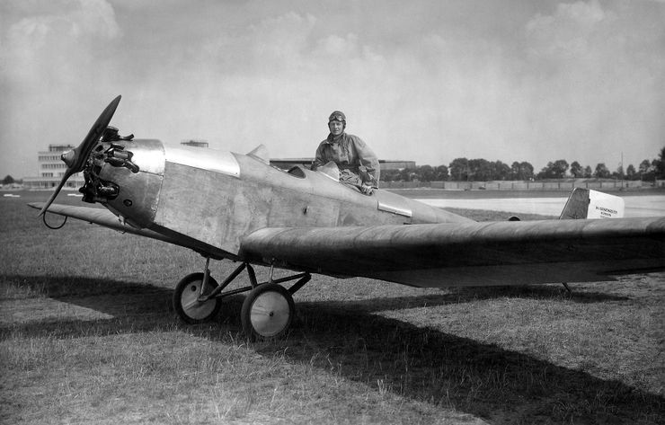 寶馬第一輛摩托車(chē)背后的隱藏真相:R32