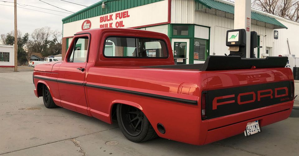 交換！1969年福特F-100皮卡車(chē)包Roush Coyote V8