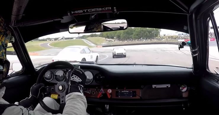 觀(guān)看這些老式保時(shí)捷在賽道上的表演